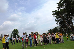 芝生で遊ぼう!ゴルフ場企画 芝生で遊ぼう!ゴルフ場企画